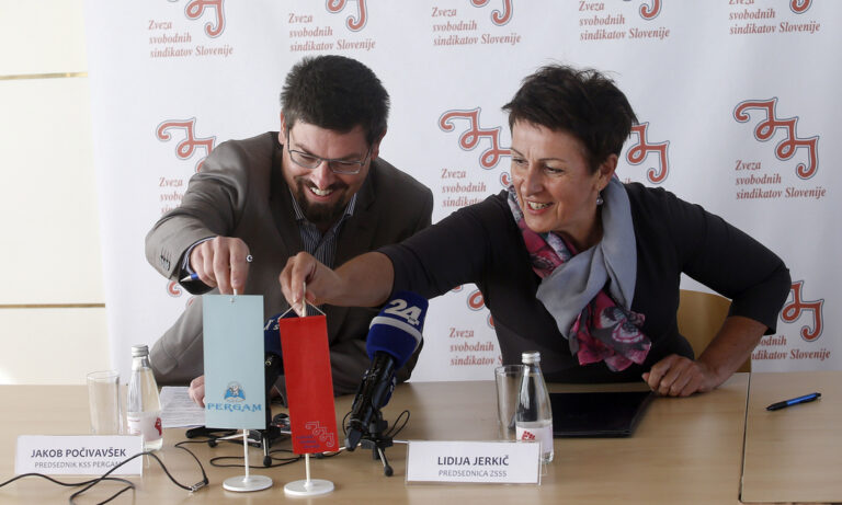 Novinarska konferenca ZSSS in KSS Pergam - Lidija Jerkič in Jakob Počivavšek 25.oktobra 2017
[sindikati ZSSS,KSS Pergam,Lidija Jerkič,Jakob Počivavšek]