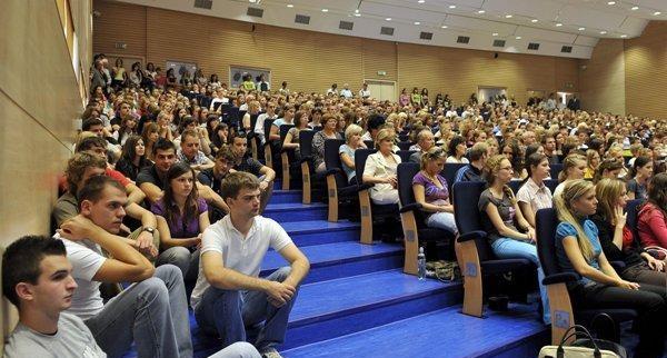 aula_studenti_2010_1